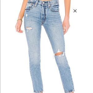 Levi’s 501 Skinny in color “can’t touch this”